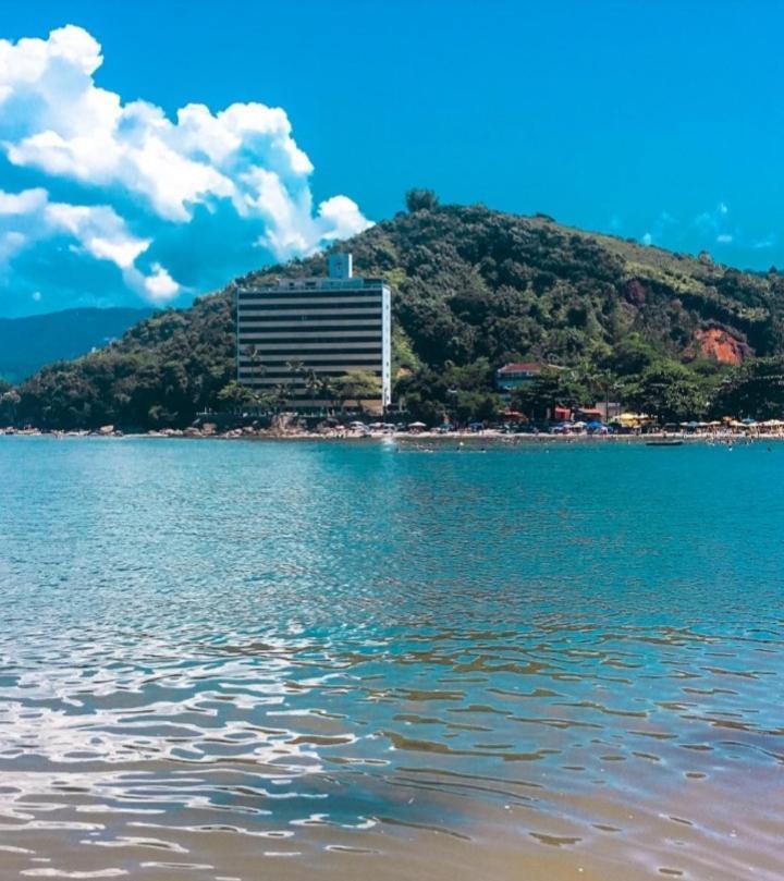Apartamento Dona Frida Prainha Com Wifi Pe Na Areia Caraguatatuba Exterior foto