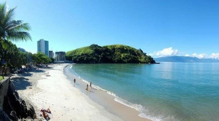 Apartamento Dona Frida Prainha Com Wifi Pe Na Areia Caraguatatuba Exterior foto